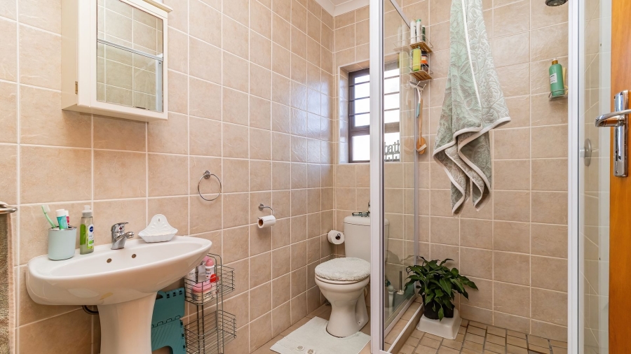 3 Bedroom Property for Sale in Kleinmond Western Cape